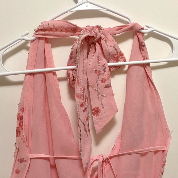 Elegant Pink Halter Dress - Picture 6 of 15
